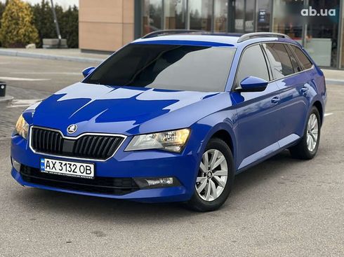 Skoda Superb 2018 - фото 11