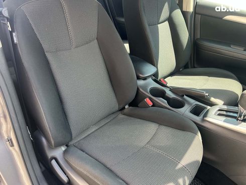 Nissan Sentra 2018 серый - фото 21