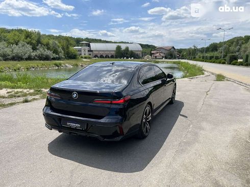 BMW 7 серия 2023 - фото 18