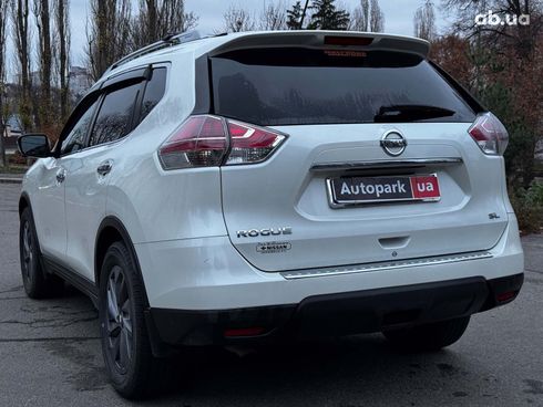 Nissan Rogue 2016 белый - фото 14