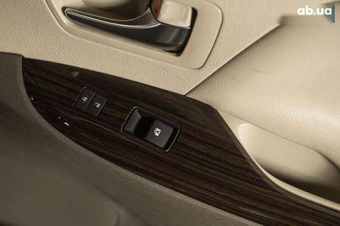 Toyota Sienna 2020 - фото 30