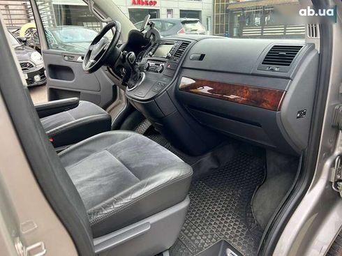 Volkswagen Multivan 2015 - фото 18