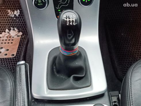 Volvo V50 2012 серый - фото 26