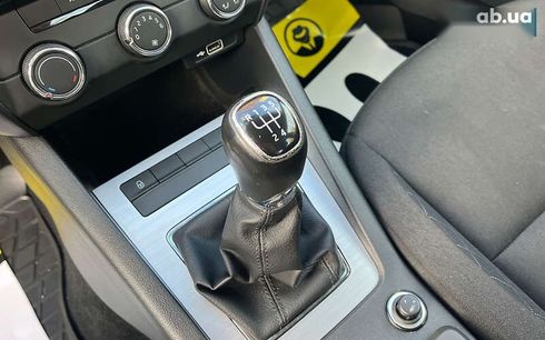 Skoda Octavia 2019 - фото 14