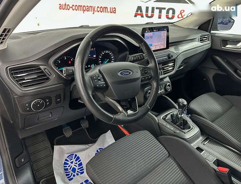 Ford Focus 2019 - фото 10