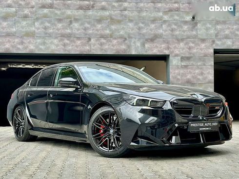 BMW M5 2025 - фото 2