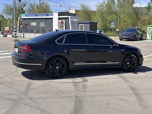 Volkswagen Passat 2017 - фото 30