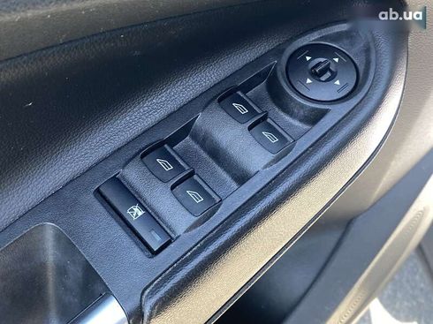 Ford Escape 2016 - фото 21