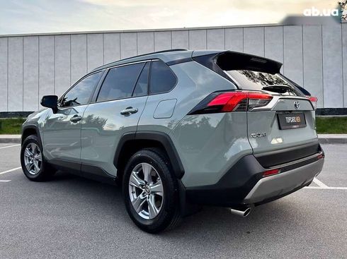 Toyota RAV4 2024 - фото 9
