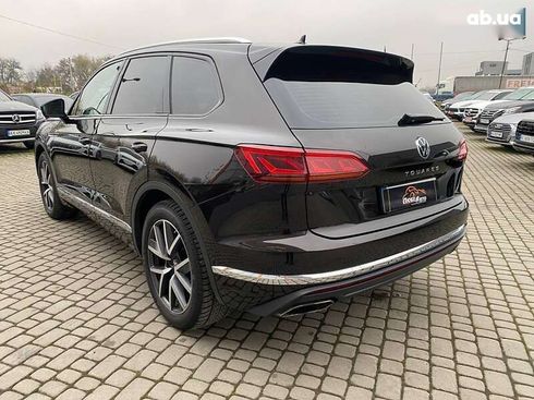 Volkswagen Touareg 2023 - фото 7