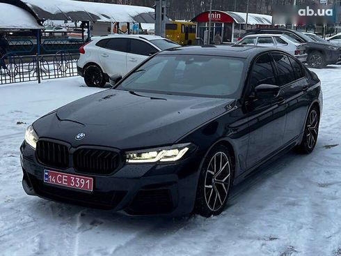 BMW 5 серия 2021 - фото 3