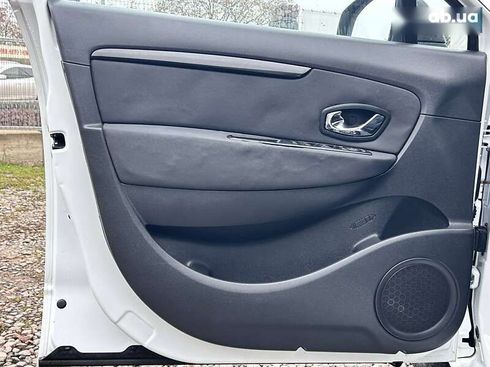 Renault Scenic 2012 - фото 12