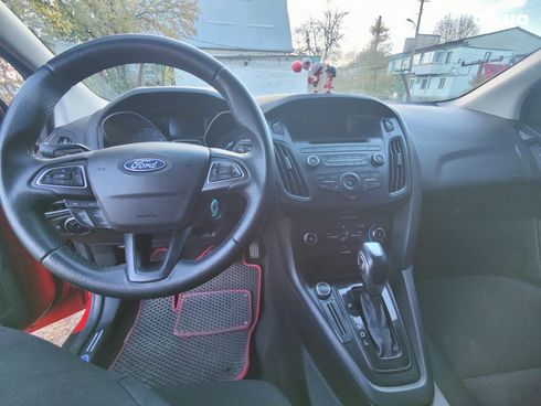 Ford Focus 2016 красный - фото 6