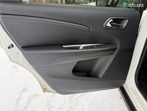 Dodge Journey 2017 белый - фото 16