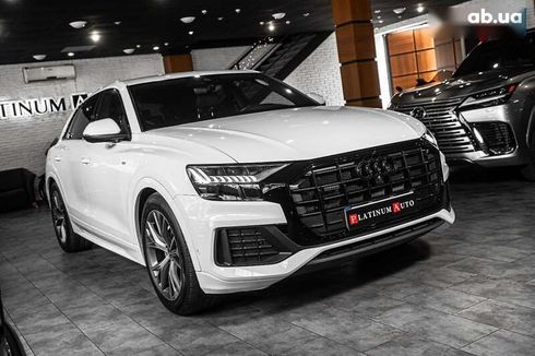 Audi Q8 2021 - фото 5