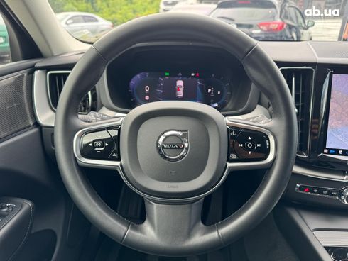 Volvo XC60 2023 белый - фото 36