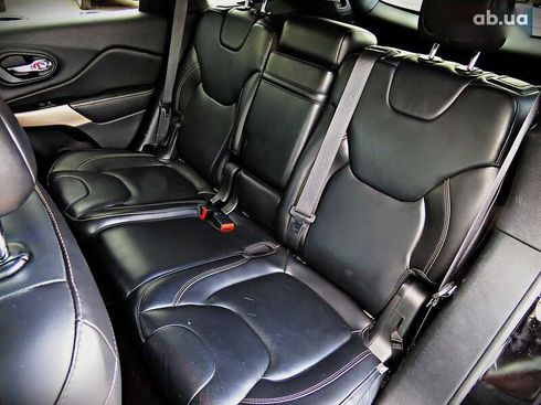 Jeep Cherokee 2017 - фото 20