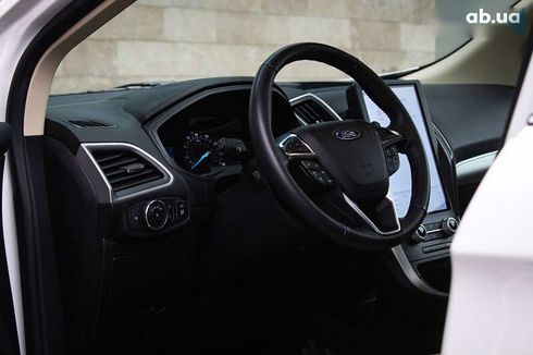 Ford Edge 2022 - фото 10