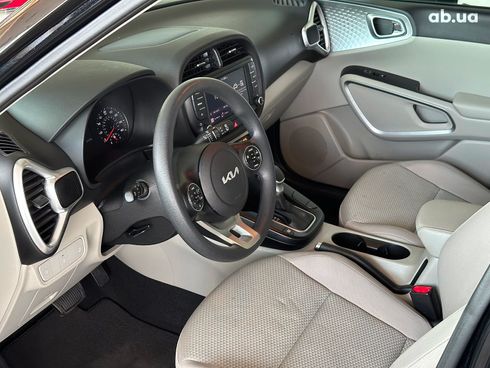 Kia Soul 2022 черный - фото 15
