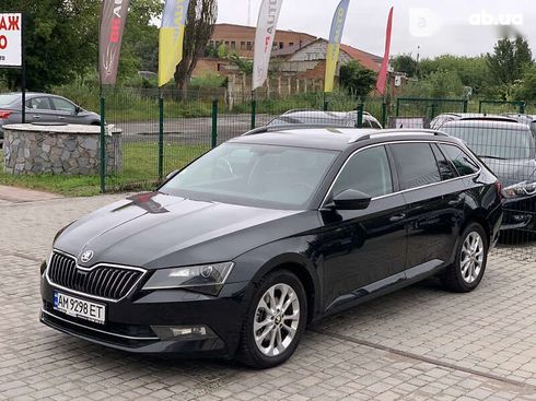 Skoda Superb 2016 - фото 3