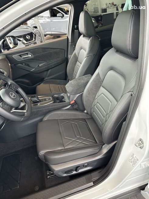 Nissan Qashqai 2025 белый - фото 7