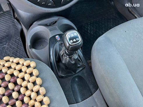 Ford Focus 2001 серый - фото 27