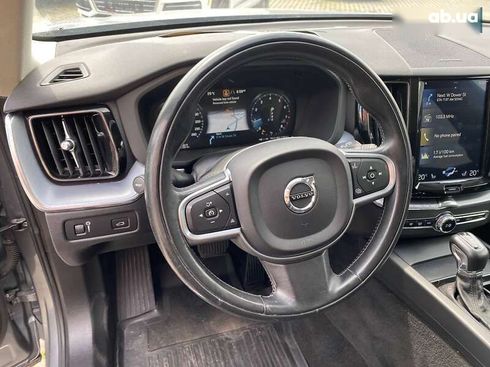 Volvo XC60 2019 - фото 13