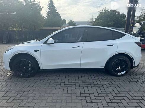 Tesla Model Y 2021 - фото 10