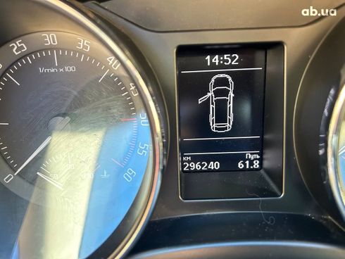 Skoda Superb 2013 - фото 16