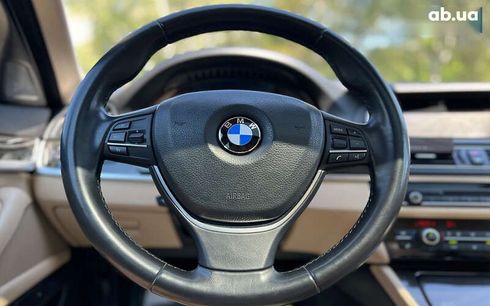 BMW 5 серия 2016 - фото 23