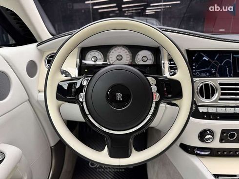 Rolls-Royce Wraith 2020 - фото 28