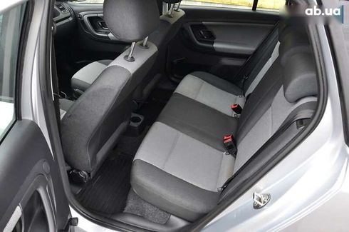 Skoda Fabia 2011 - фото 20