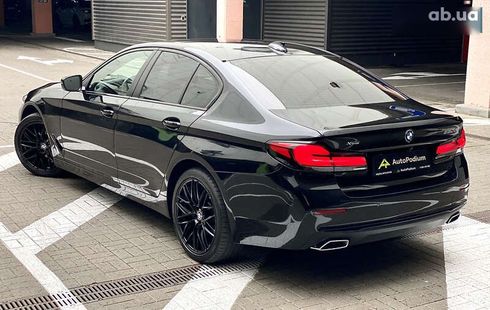 BMW 5 серия 2020 - фото 9