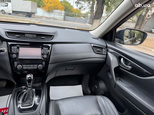 Nissan X-Trail 2018 зеленый - фото 17
