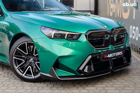 BMW M5 2024 - фото 11