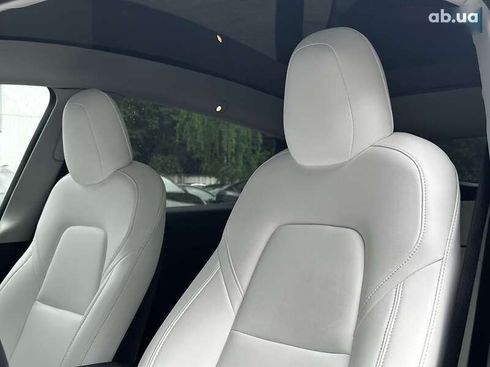 Tesla Model Y 2022 - фото 14