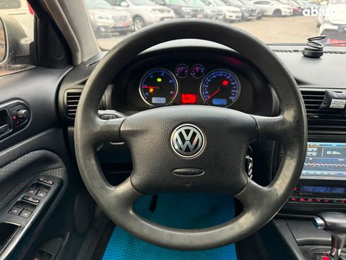 Volkswagen Passat 2001 серый - фото 25