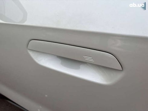 BMW iX1 2023 - фото 14