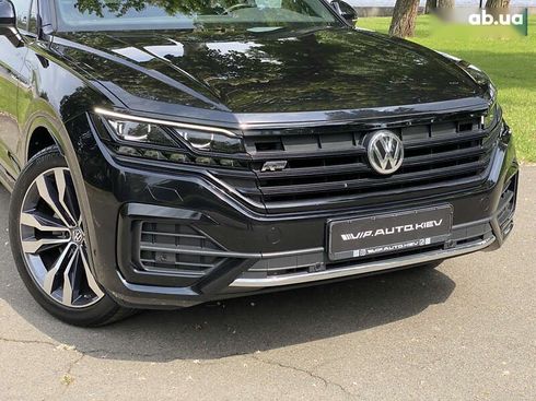 Volkswagen Touareg 2019 - фото 16