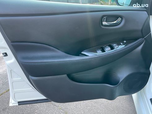 Nissan Leaf 2020 белый - фото 20