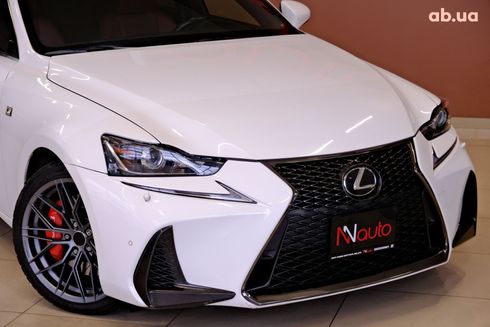 Lexus IS 2018 белый - фото 3