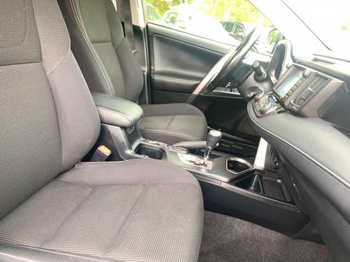 Toyota RAV4 2016 серый - фото 27