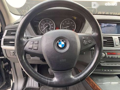 BMW X5 2010 - фото 16