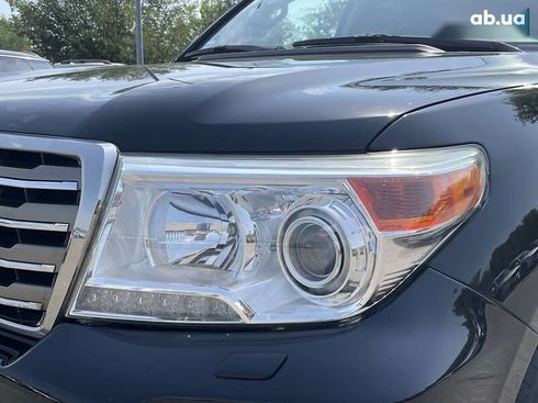 Toyota Land Cruiser 2012 - фото 2