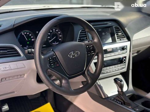 Hyundai Sonata 2017 - фото 12