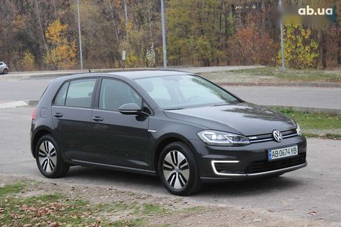 Volkswagen e-Golf 2020 - фото 7