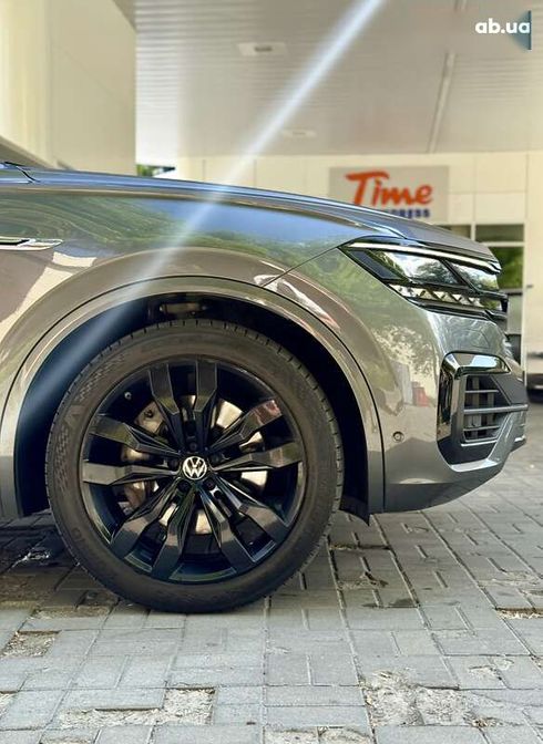 Volkswagen Touareg 2020 - фото 12