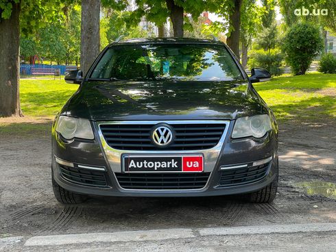 Volkswagen passat b6 2007 коричневый - фото 2
