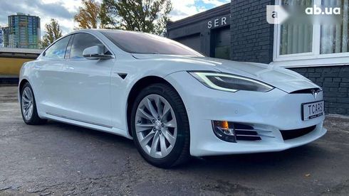Tesla Model S 2019 - фото 21