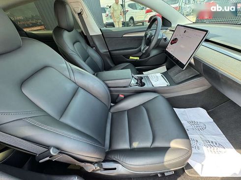 Tesla Model 3 2021 - фото 30